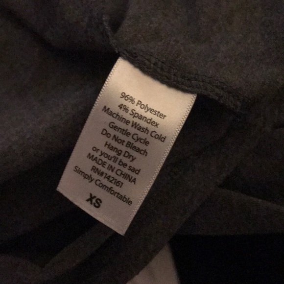 LuLaRoe XS black and grey top 💕 - Picture 5 of 5